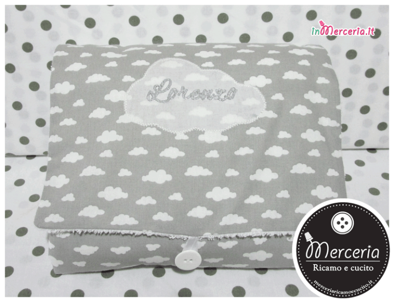 Busta coprifasciatoio grigio con nuvole per Lorenzo