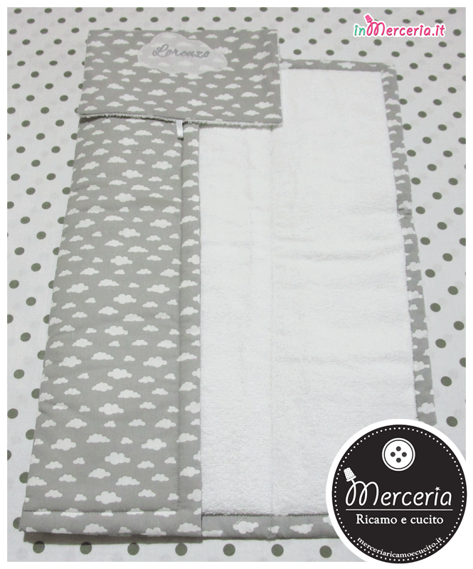 Busta coprifasciatoio grigio con nuvole per Lorenzo