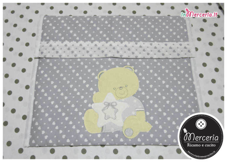 Busta portaoggetti cuori e pois con orsetto stellina