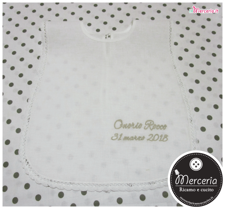 Camicina bavaglino e asciugamano battesimo in lino per Rocco