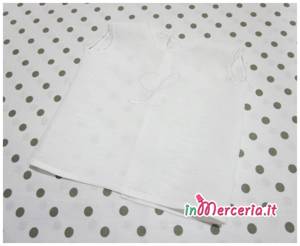 Camicina Buona Fortuna con iniziale nome "L"