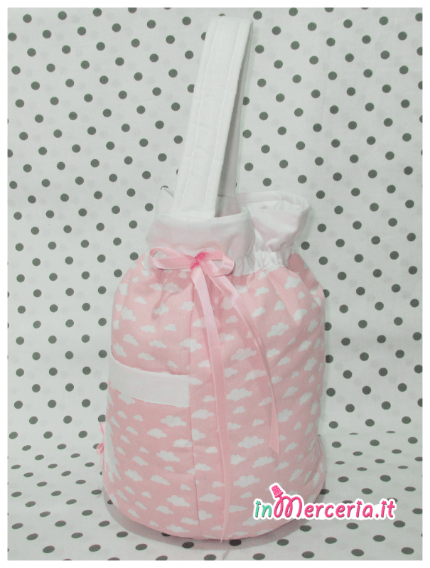 Sacco beauty con nuvole per nascita e asilo per Maria Chiara