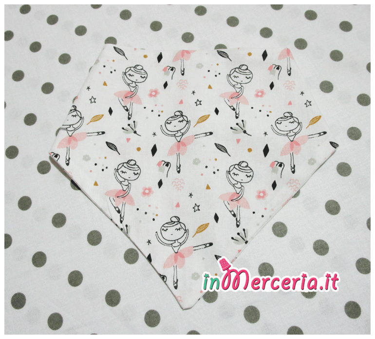 Sacchetto, bavetta bandana e bavaglia con ballerina Isadora