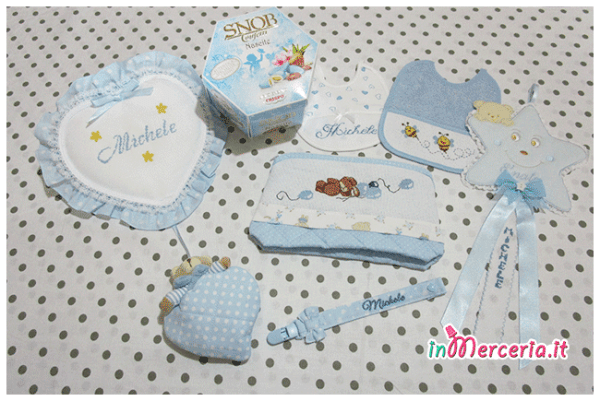 Fiocco nascita cuore pois e stellina, bavette, bustina portaoggetti e clip portaciuccio per Michele