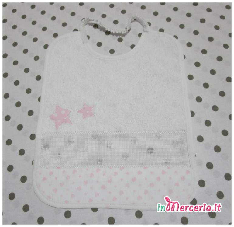 Set asilo cuori con stelle rosa – Sacchetto, asciugamano e bavetta