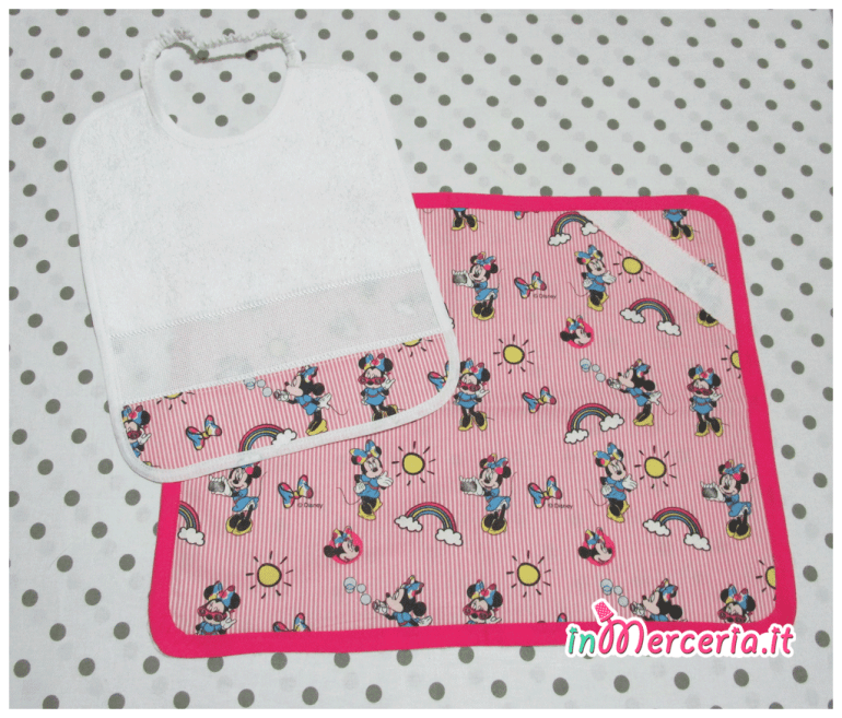Set asilo Minnie - Asciugamano bavetta e tovaglietta per Sofia