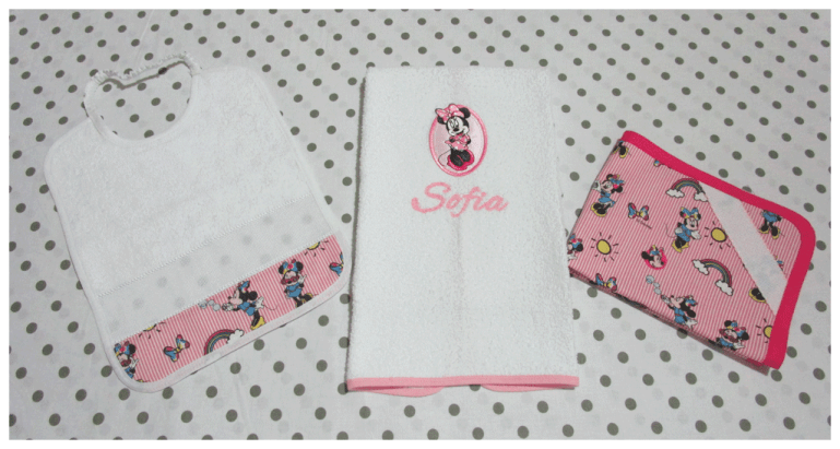 Set asilo Minnie - Asciugamano bavetta e tovaglietta per Sofia