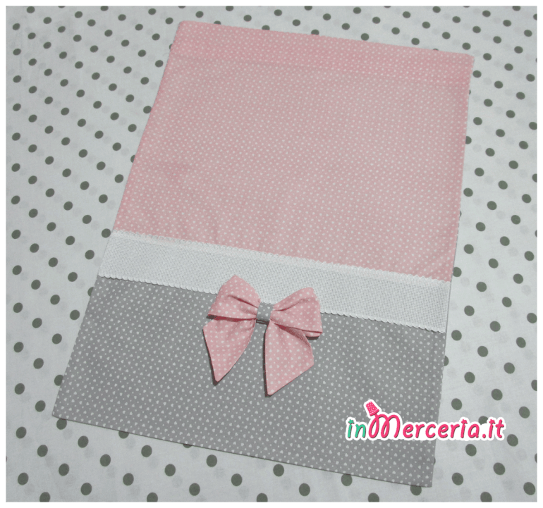 Sacchetto primo cambio pois con cuori e fiocco