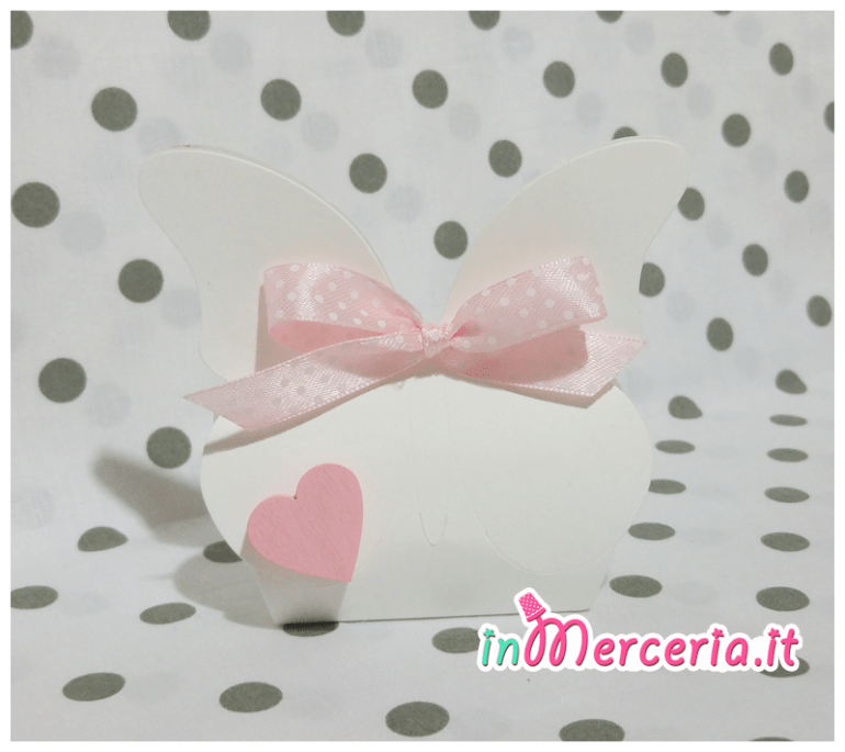 Scatola portaconfetti farfalla con cuore