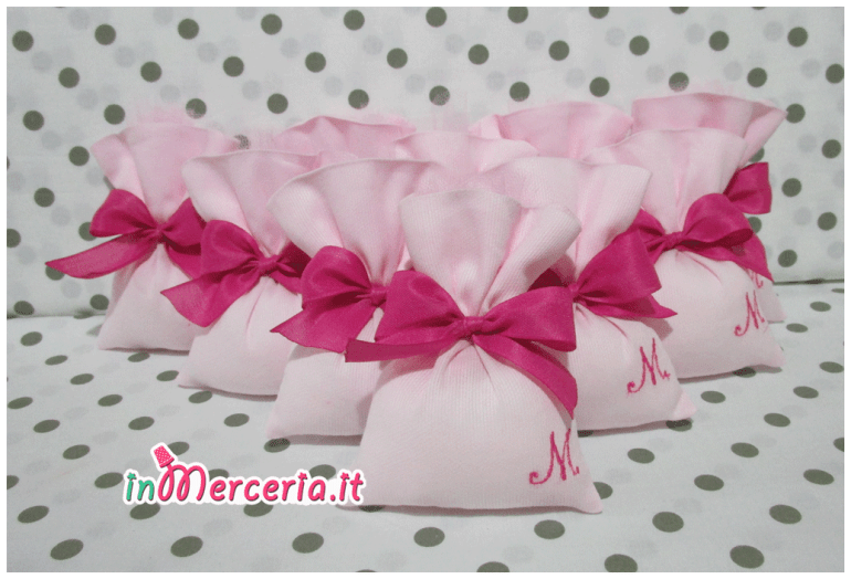 Sacchetti bomboniera portaconfetti con iniziale e nome Matilde