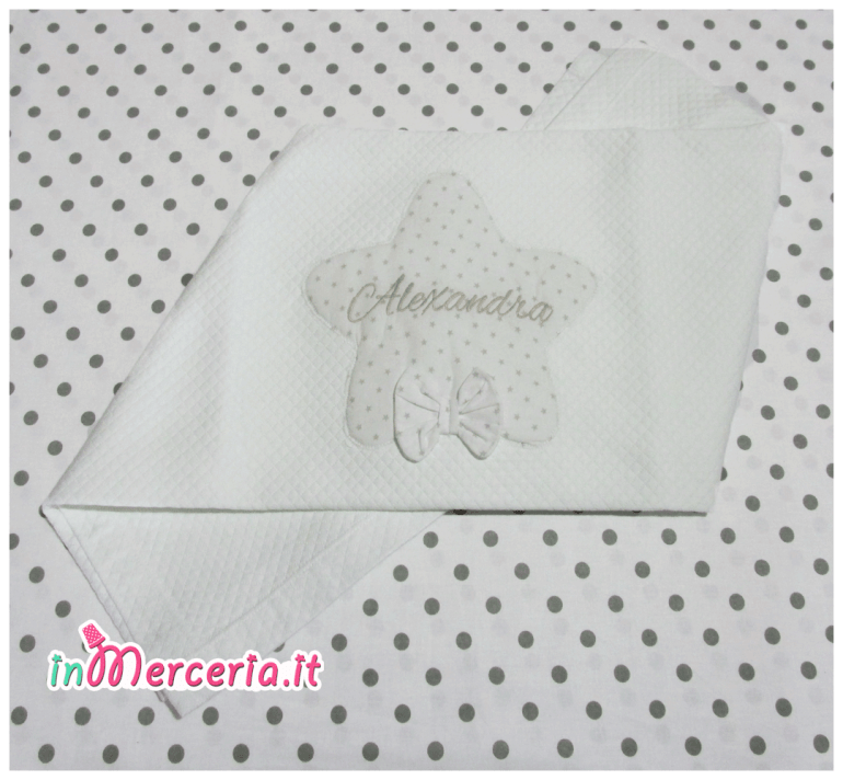 Set nascita - Sacco trapuntato, busta portaoggetti, copertina con stella e bavetta per Alexandra