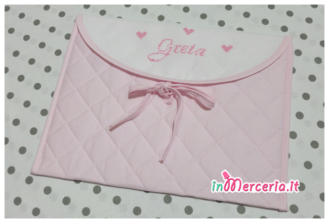 Busta porta oggetti rosa e clip porta ciuccio per Greta