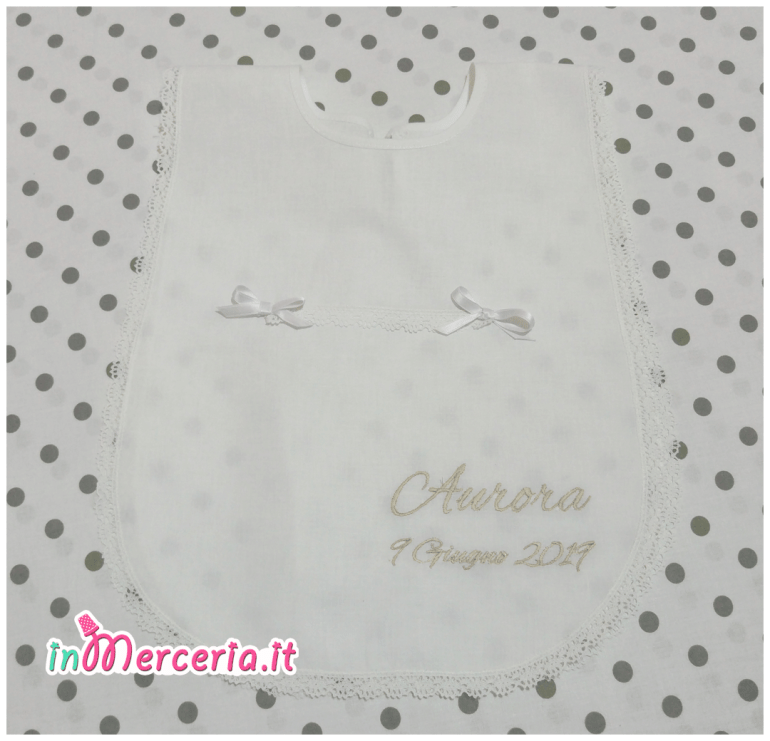 Camicina e asciugamano battesimo in cotone con fiocchetti per Aurora