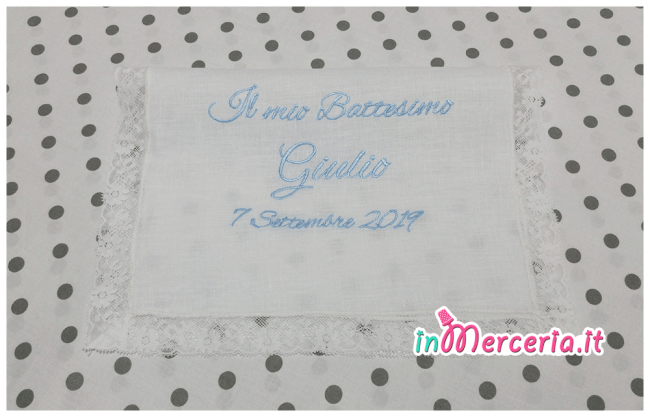 Asciugamano in lino con valenciennes per il battesimo di “Giulio”