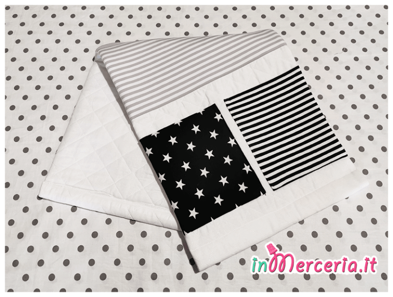 Pannello porta oggetti con stelle