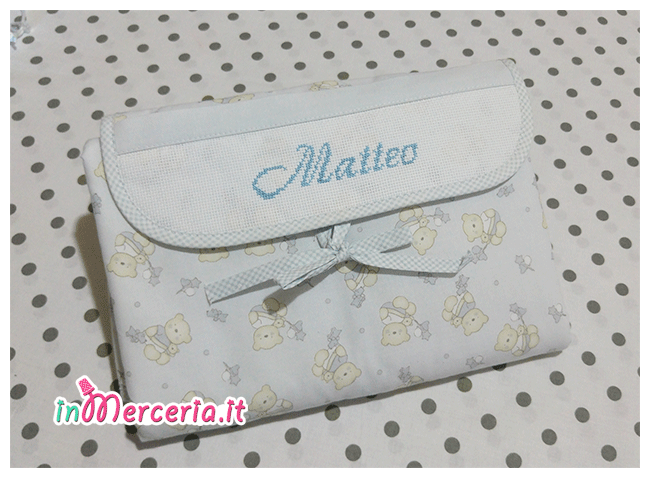 Set nascita neonato- Coordinato lettino con topolino, sacco trapuntato con orsetto e coprifasciatoio per Mattia