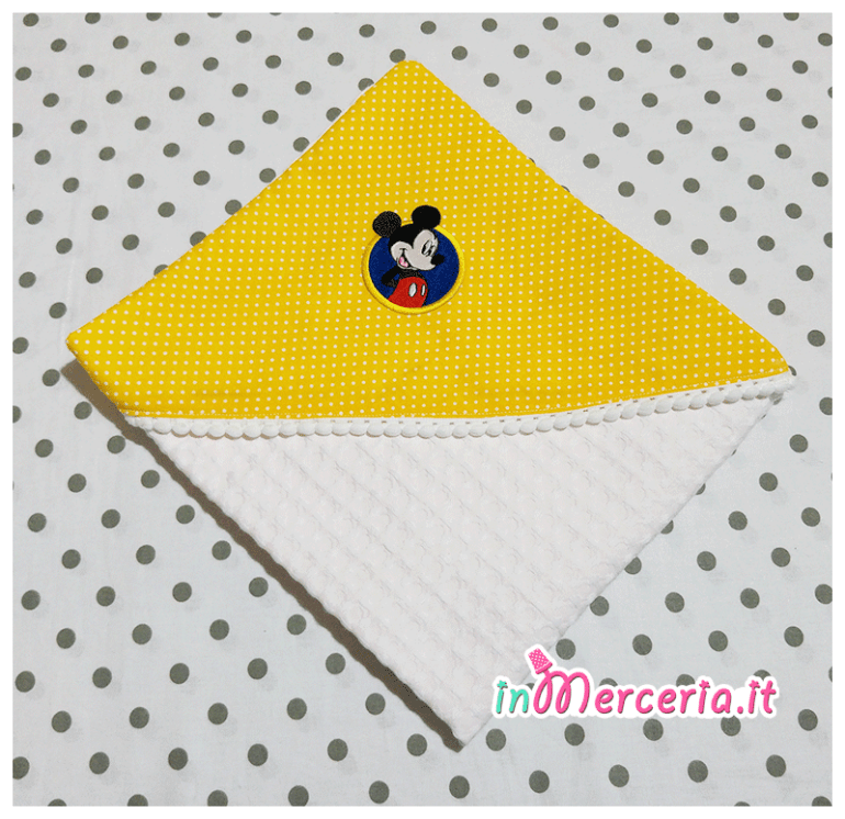 Accappatoio neonato nido d’ape con pois e pompon topolino