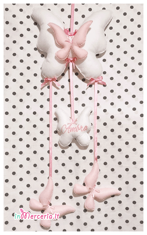 Fiocco nascita farfalla, sacchetto cuori e fiocco e con rose per Ambra