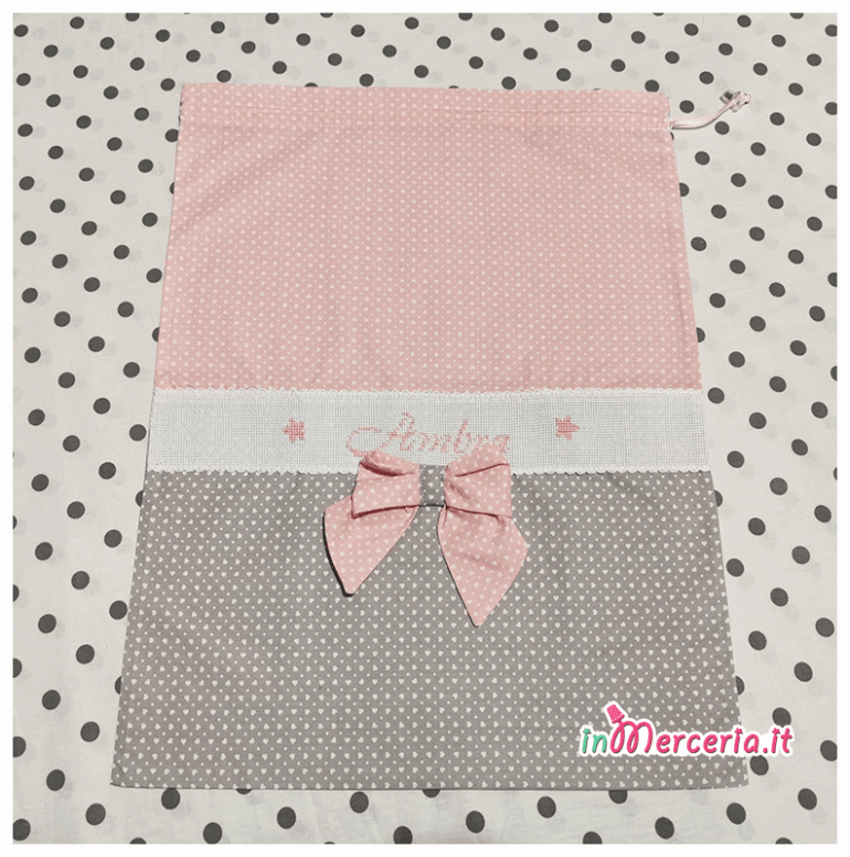 Fiocco nascita farfalla, sacchetto cuori e fiocco e con rose per Ambra