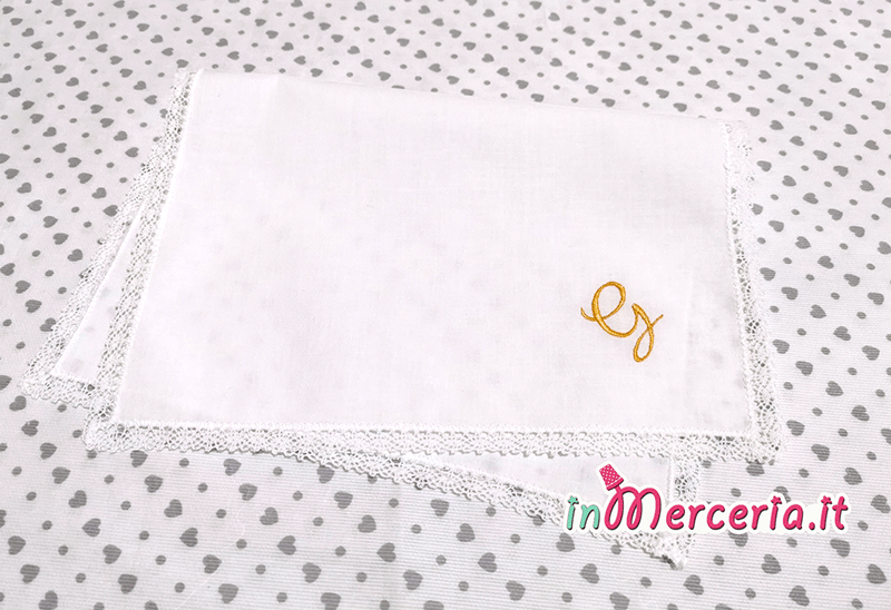 Camicina per Battesimo con angioletto e asciugamano per Giulia.